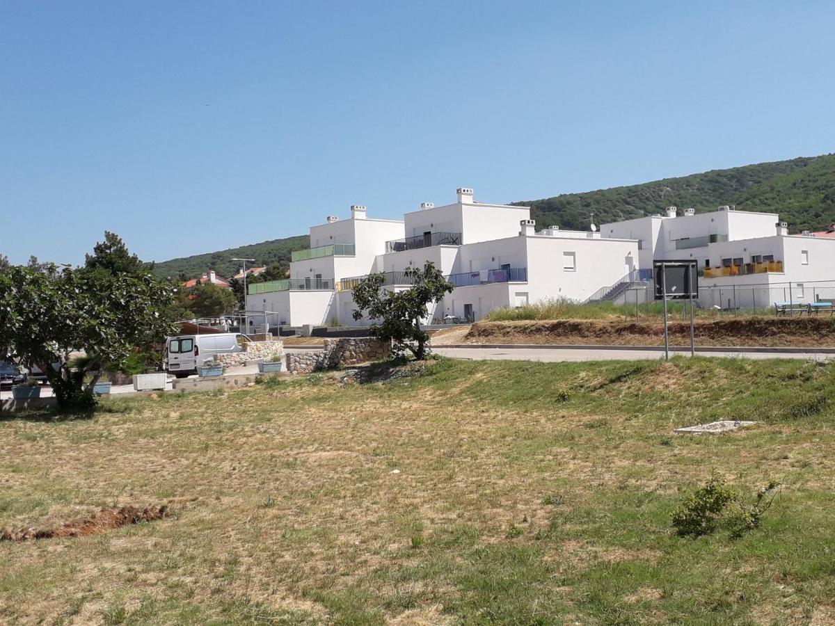 Apartment D&E Punat - Free Parking And Wi-Fi Buitenkant foto