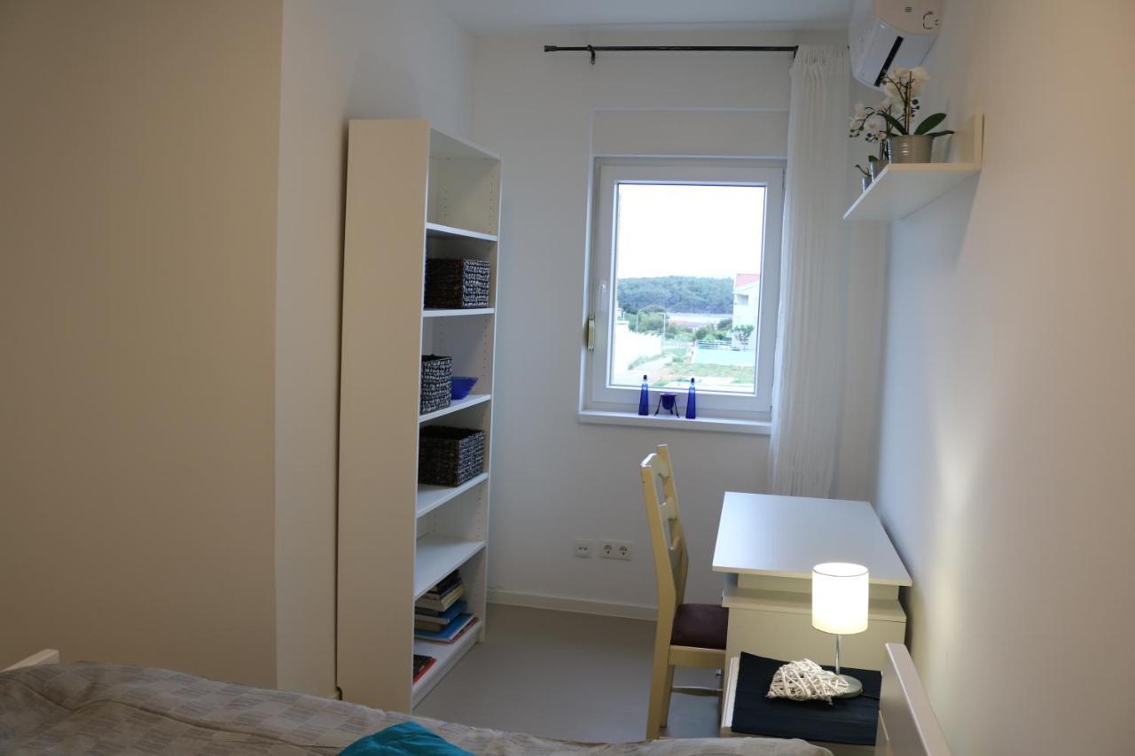 Apartment D&E Punat - Free Parking And Wi-Fi Buitenkant foto